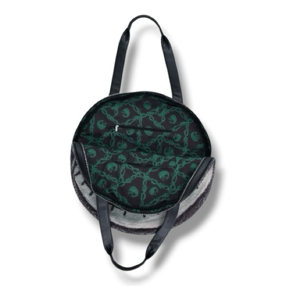 Loungefly Disney Jack Skellington Huge Figural Sherpa Tote Bag - NWT - Picture 2 of 4